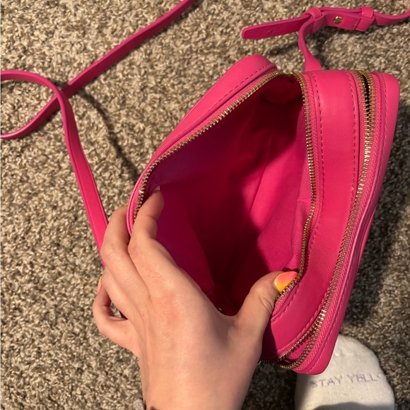 Tory Burch Hot Pink Leather Crossbody Bag - Picture 5 of 8